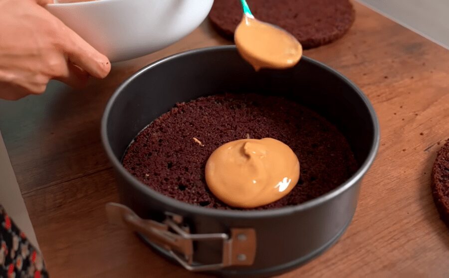 Домашній шоколадний торт 3 склянки до раптових гостей