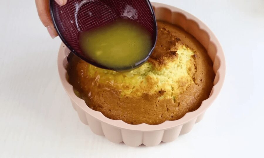 Рецепт ніжного і вологого апельсинового кекса з глазур'ю