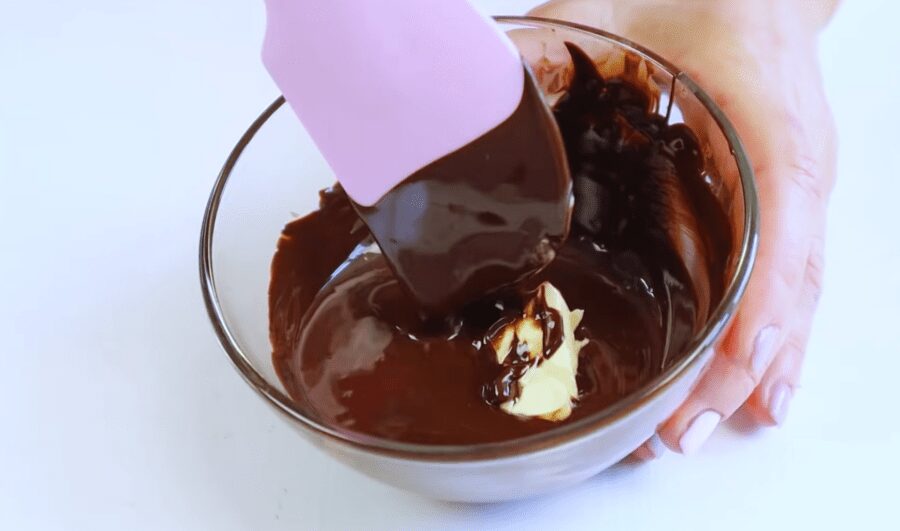 Пташине молоко в стакані – швидкий та смачний десерт