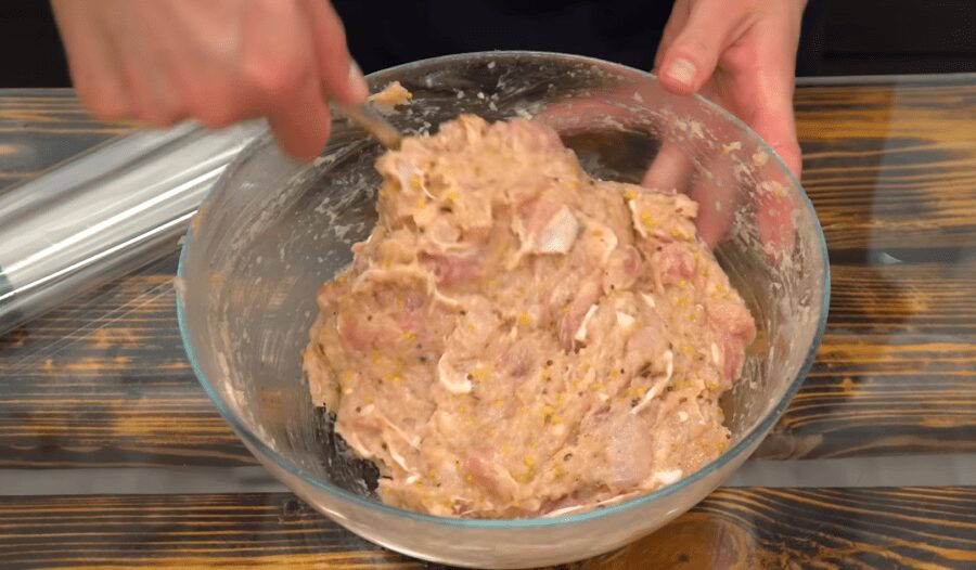 Рецепт домашньої курячої ковбаси без желатину і оболонки