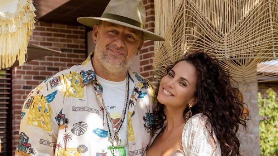 Каменських натякнула на розлучення і показала своє весілля