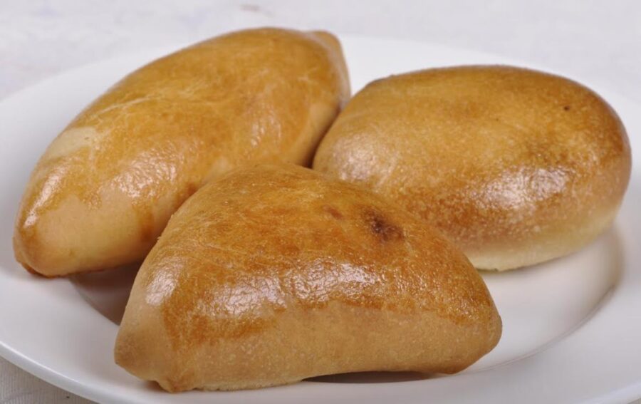 Кулінари розповіли про забуту начинку для пиріжків, яка легко замінить біляші – смачний і простий рецепт