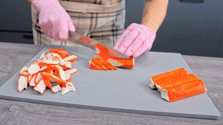 Рецепт нового салату з крабовими паличками та мандаринами