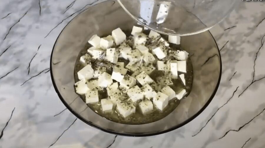 Рецепт ситного пирога з бринзою Рецепт ситного пирога з бринзою