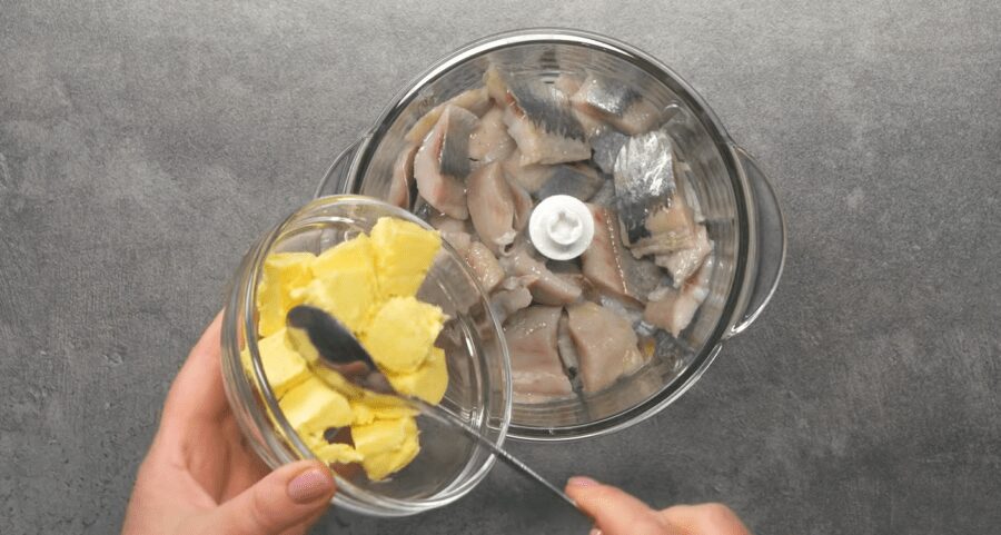 Рецепт смачної та ніжної намазки з оселедця