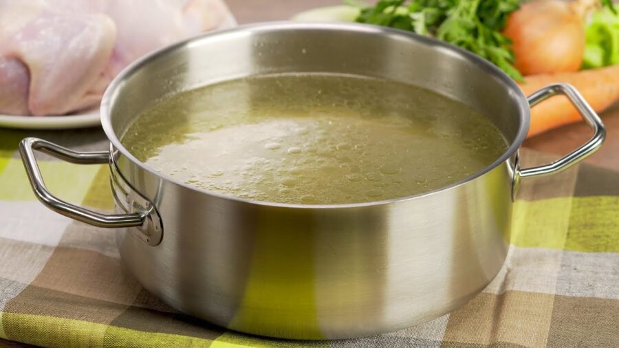 Що додати для насиченості бульйону