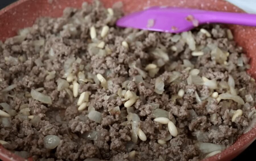 Рецепт пиріжків з оригінальною м'ясною начинкою