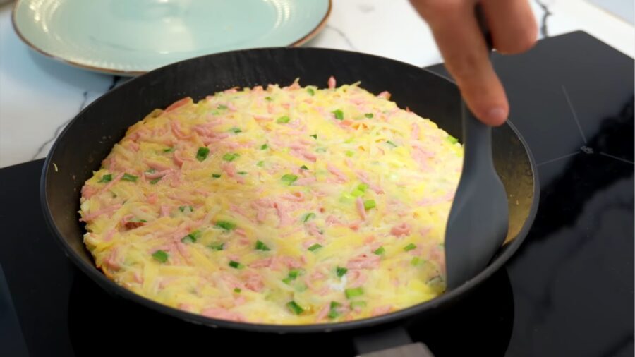 Проста запіканка на сковорідці 