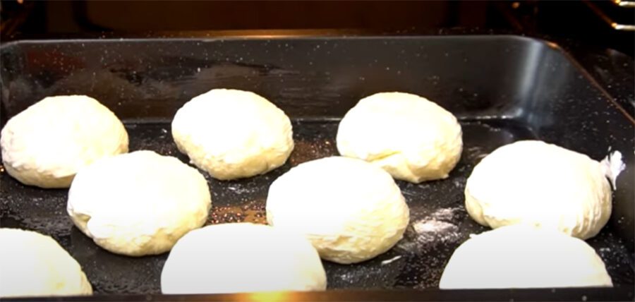 рецепт смачних булочок на сніданок Рецепт смачних булочок на сніданок