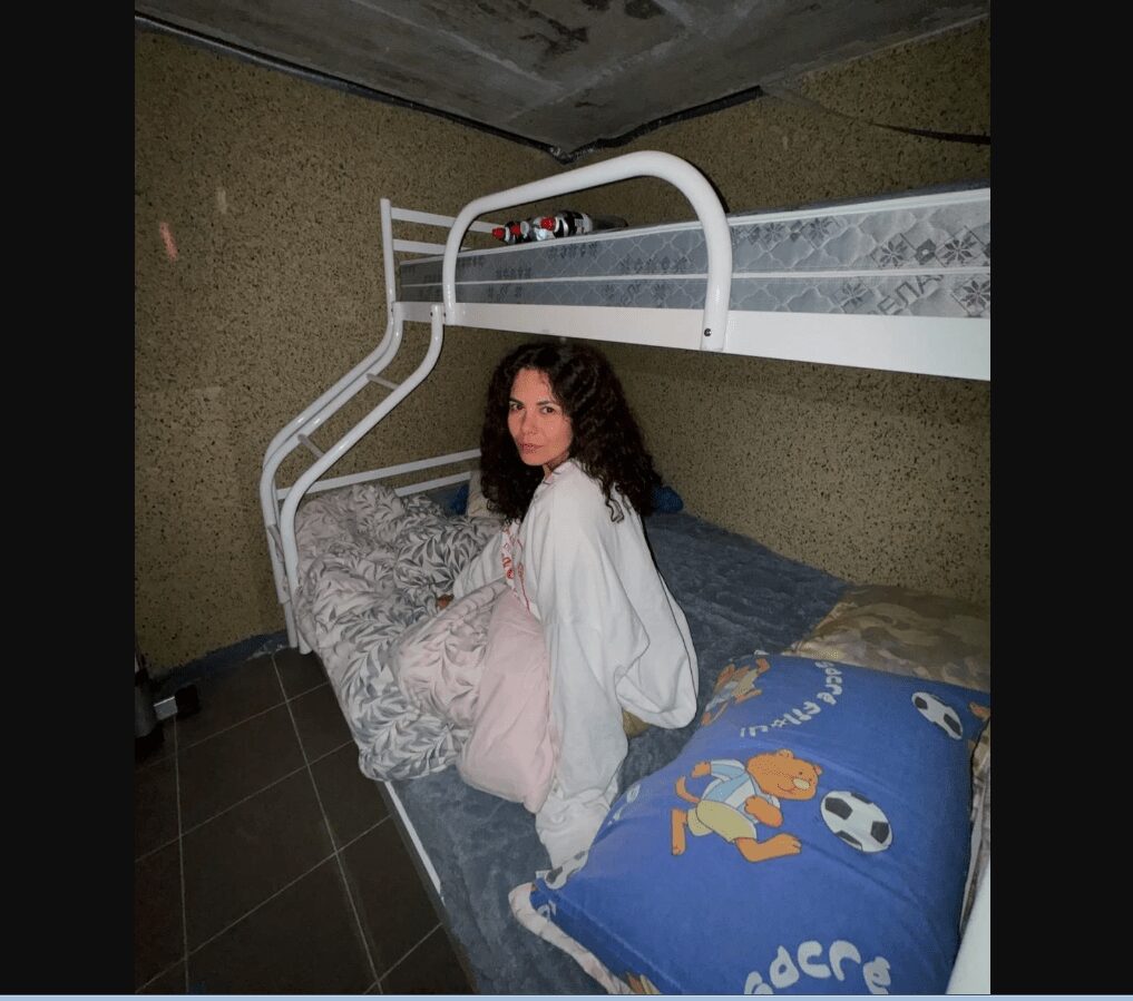 Настя Каменських показала своє приватне укриття в будинку