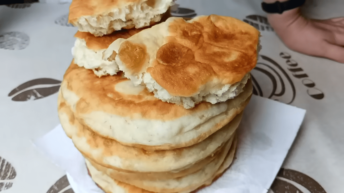 Рецепт смачних коржиків з 2 яєць