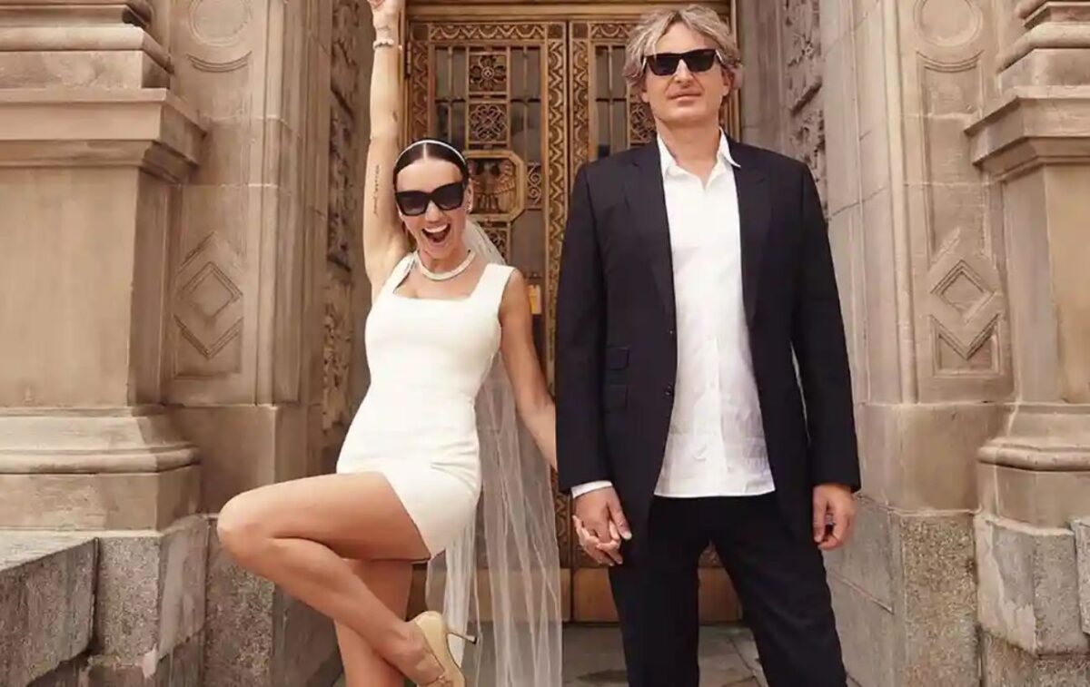 Українська актриса Вікторія Варлей показала, як повертає фігуру після вагітності та пологів