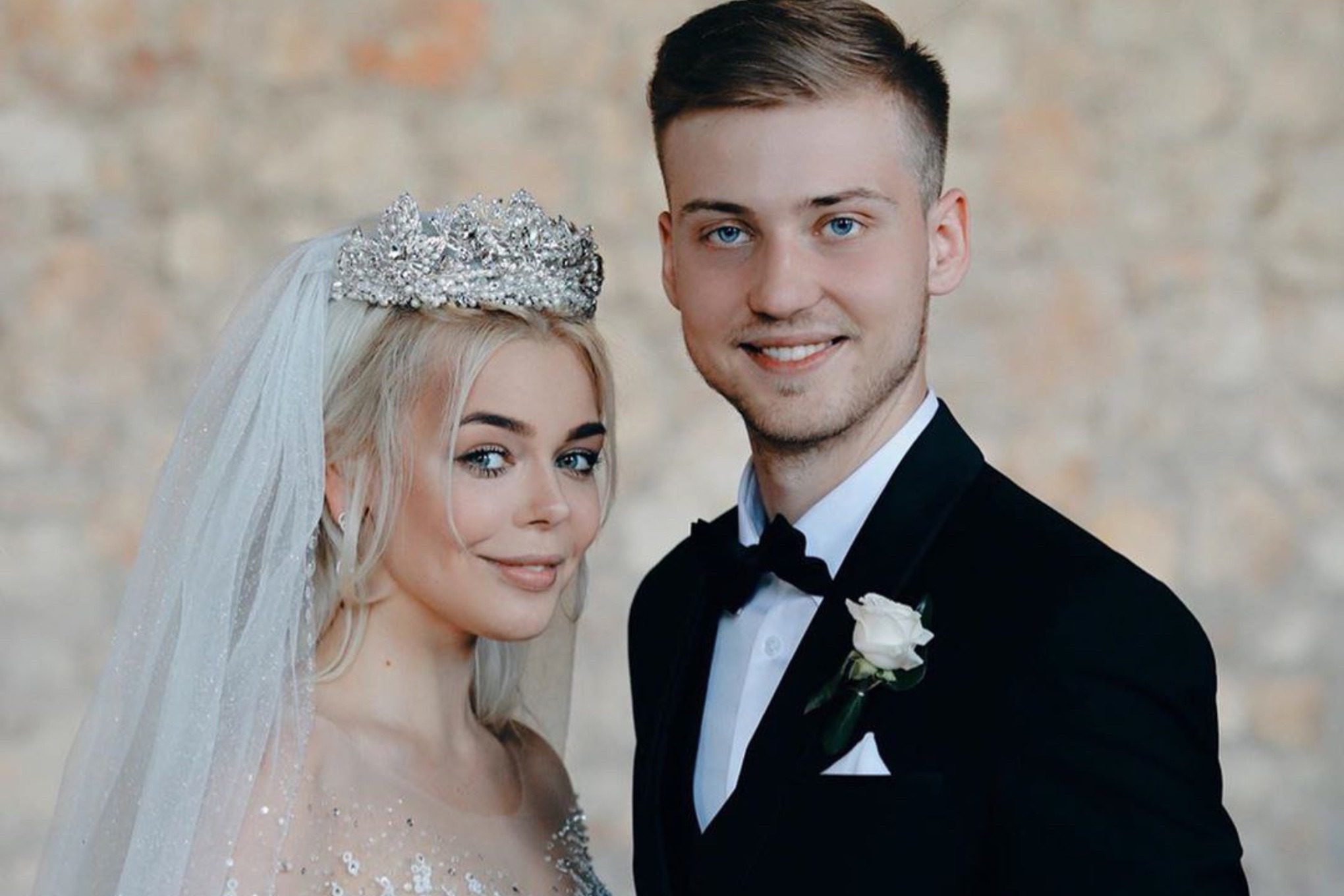 Аліна Гросу зізналась, чому насправді розлучилась зі своїм першим чоловіком Аліна Гросу зізналась, чому насправді розлучилась зі своїм першим чоловіком