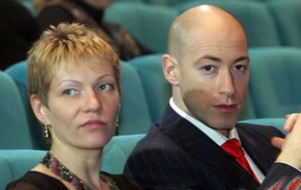 У Дмитра Гордона було чотири жінки – другою офіційною дружиною стала Олена