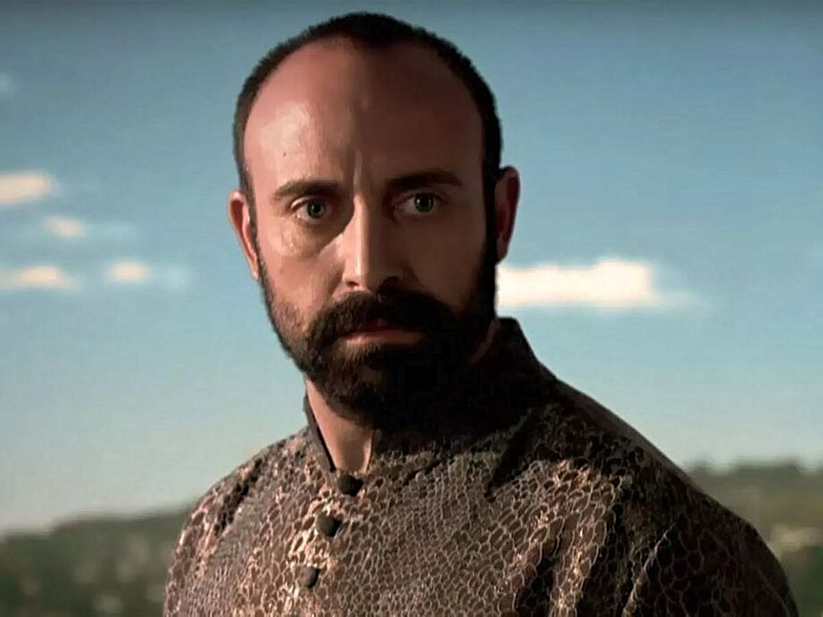 Яка наложниця стала першим коханням Султана Сулеймана та народила від нього двох дітей