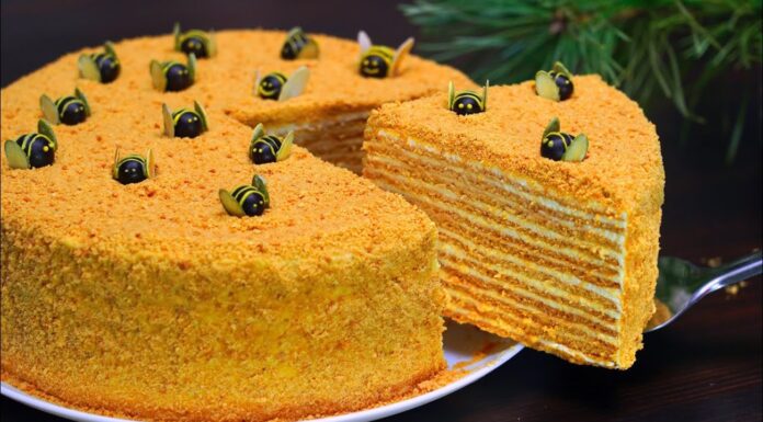 5 разів змінювала рецептуру “Медівника”, поки не знайшла вдалі пропорції – коржі вийшли щільні й ароматні Кондитер розповів, як приготувати по-справжньому вдалий Медовик