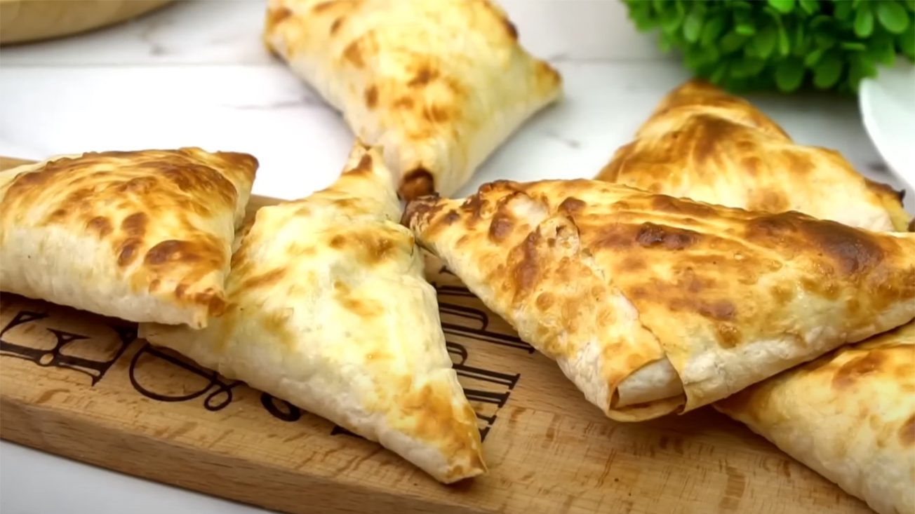 Рецепт смачних слойок на сковороді