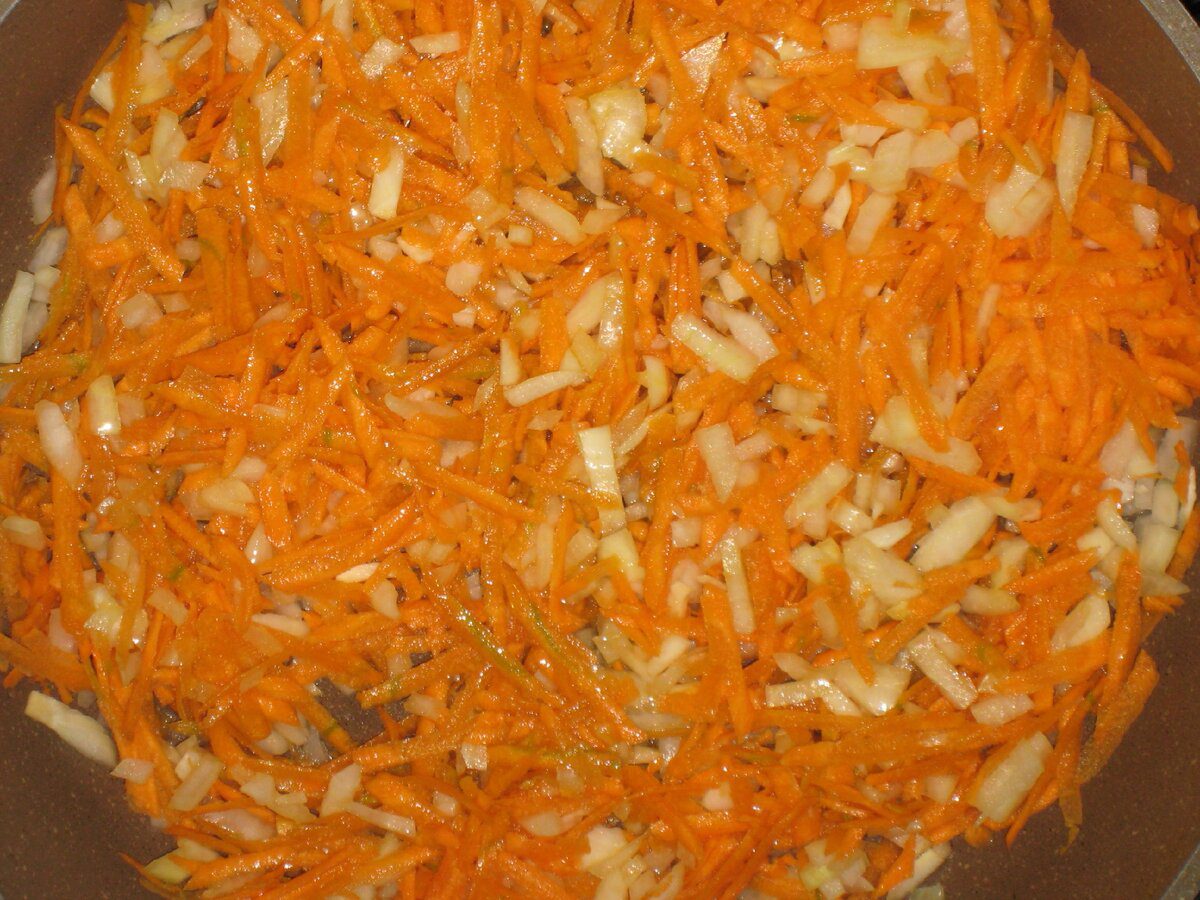 Кулінари розповіли, як приготувати смачну ікру з огірків на зиму – без клопоту та оригінально