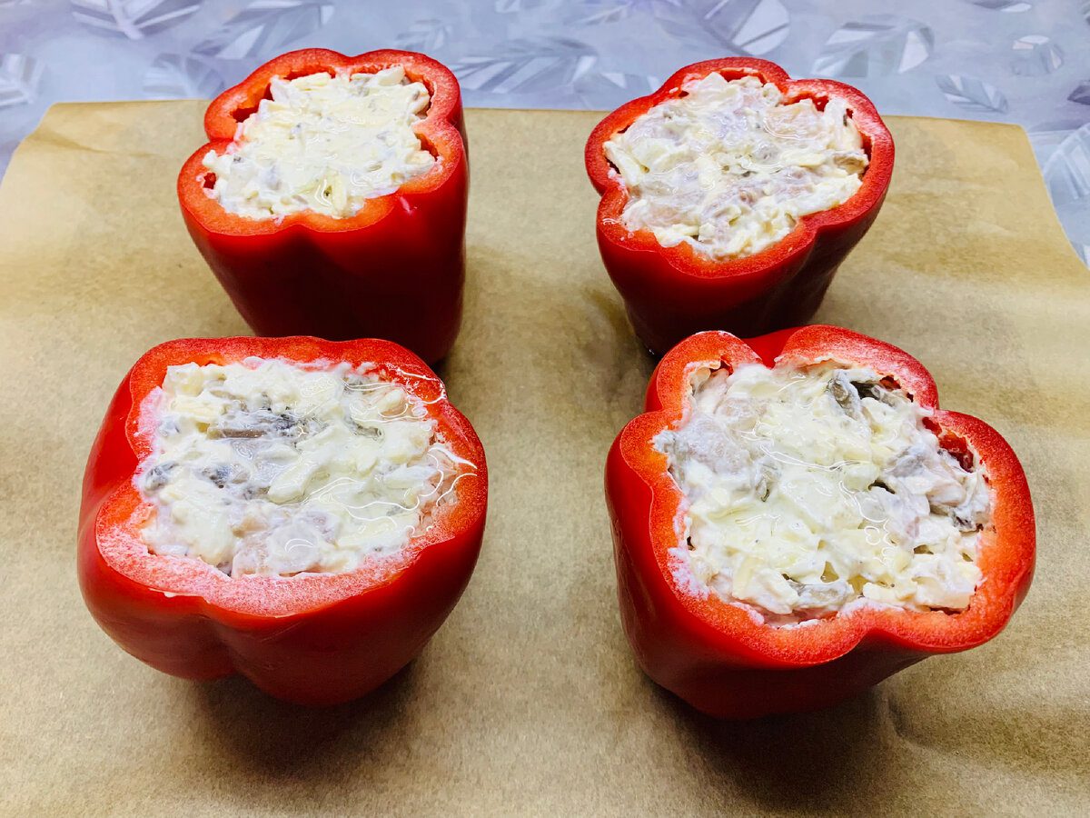 Кулінари розповіли, як приготувати фарширований болгарський перець смачним і соковитим