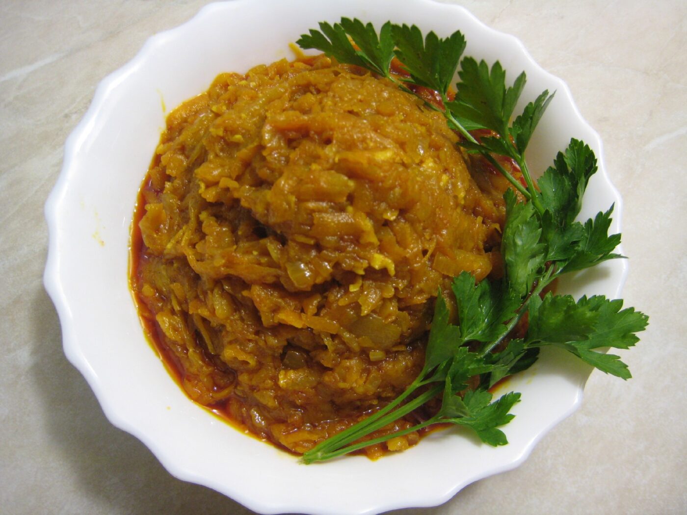 Кулінари розповіли, як приготувати незвичайну закуску зі звичайних огірків – незвичайно