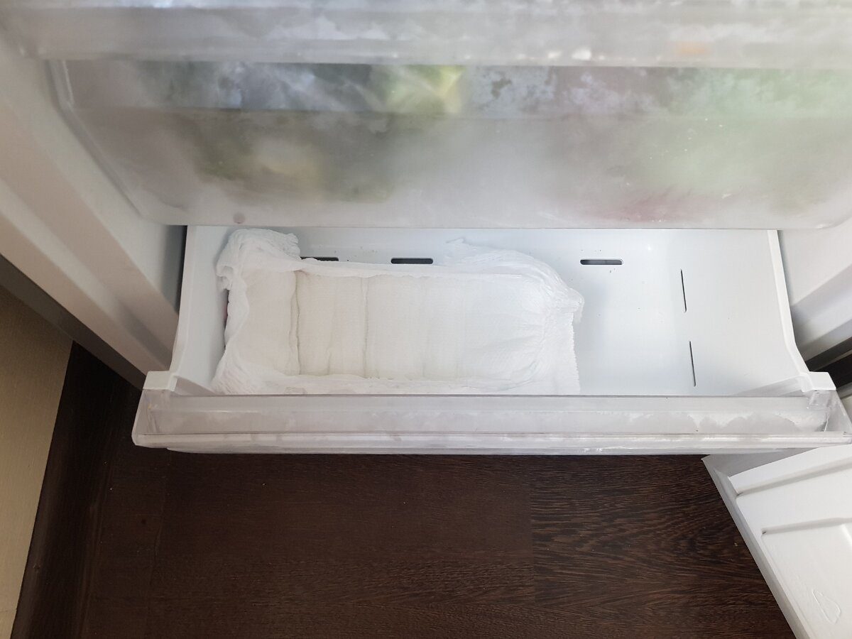 Експерти розповіли, як швидко розморозити холодильник, аби не витрачати час та сили