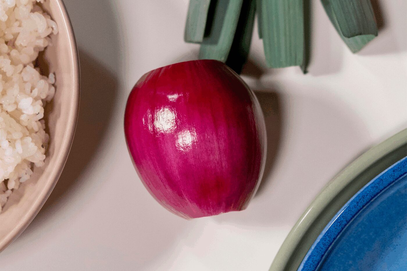 Як правильно шинкувати цибулю