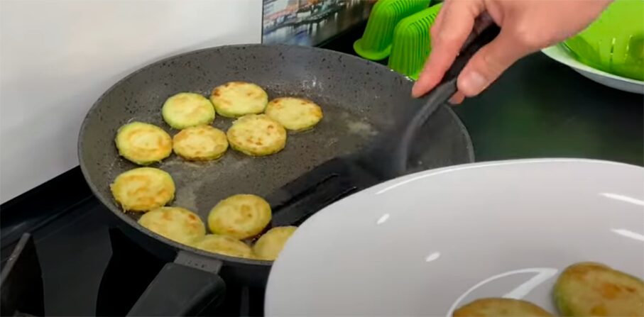 Рецепт трьох простих і водночас дуже смачних страв з кабачків Рецепт трьох простих і водночас дуже смачних страв з кабачків