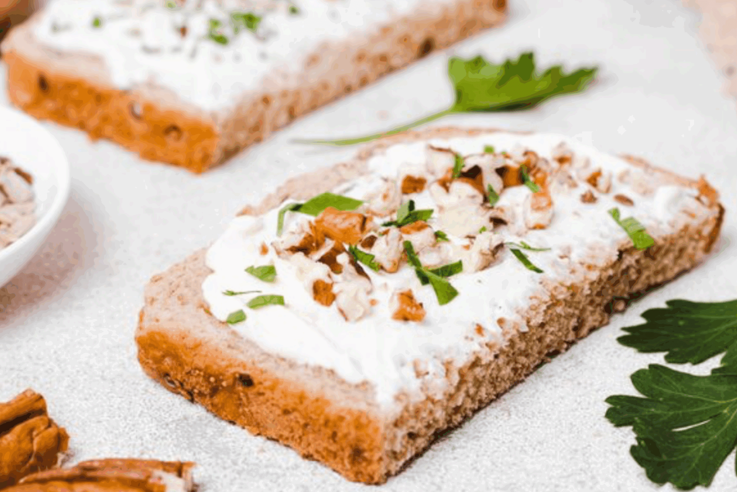 Кулінари розповіли, як приготувати бюджетну намазку на кожен день