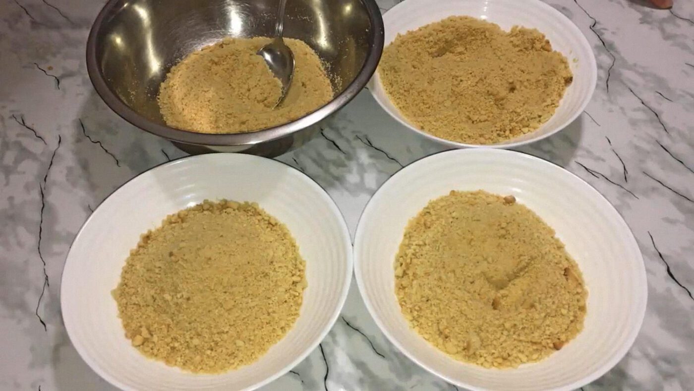 Кулінари поділилися рецептом легкого літнього торта без випічки