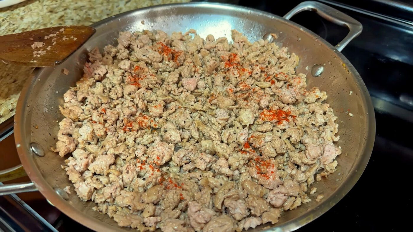 Для вегетаріанців цю страву можна готувати без додавання фаршу