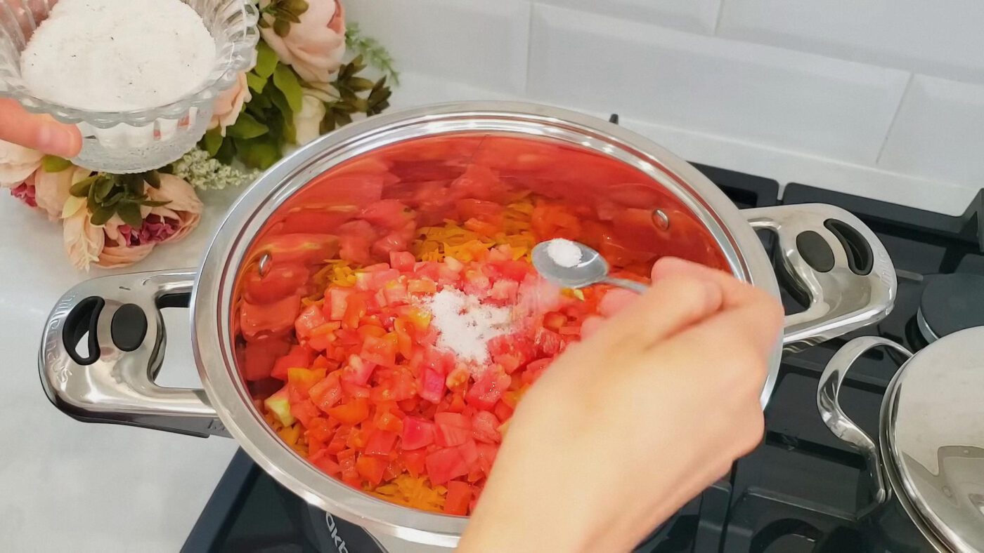 Покроковий рецепт смачної заправки для супу на зиму