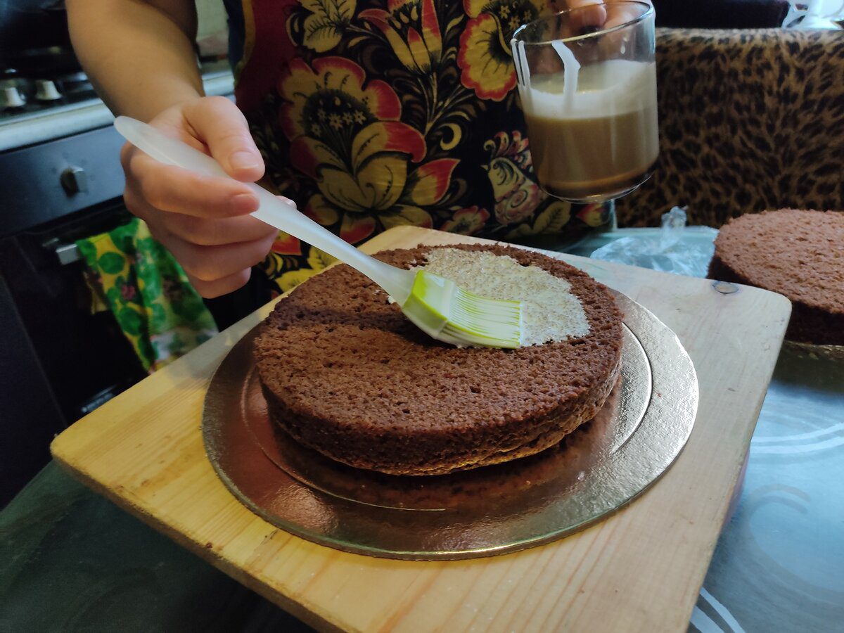 Кулінарні експерти розповіли, як приготувати смачний торт, як у дитинстві за лічені хвилини