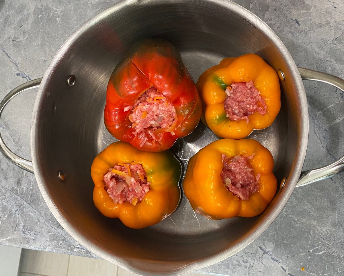 Господині поділились рецептом незвичайної начинки в голубці, яка підкорить серця їдоків