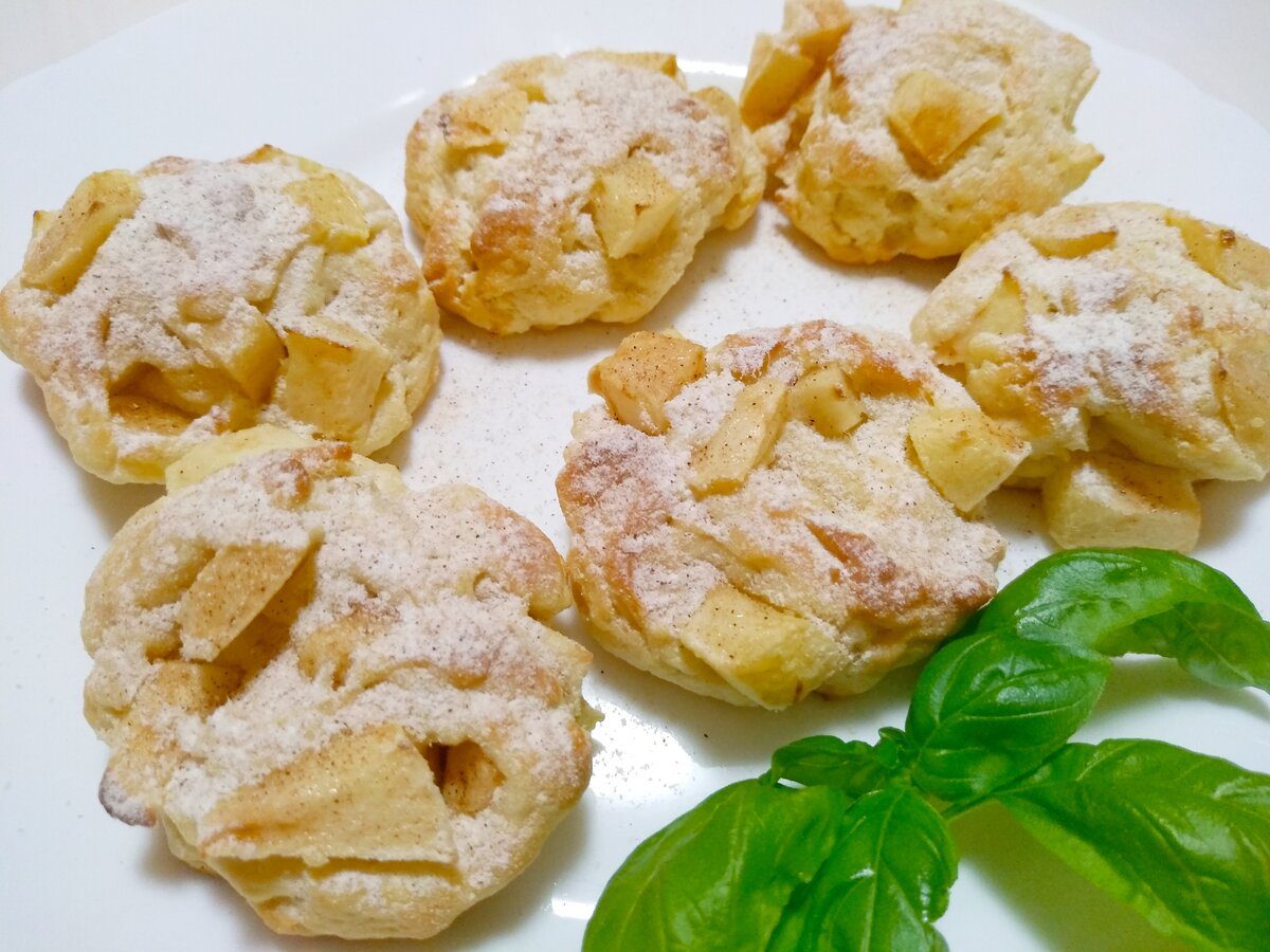 Господині розповіли, як приготувати смачне яблучне печиво без зайвого клопоту та витрат