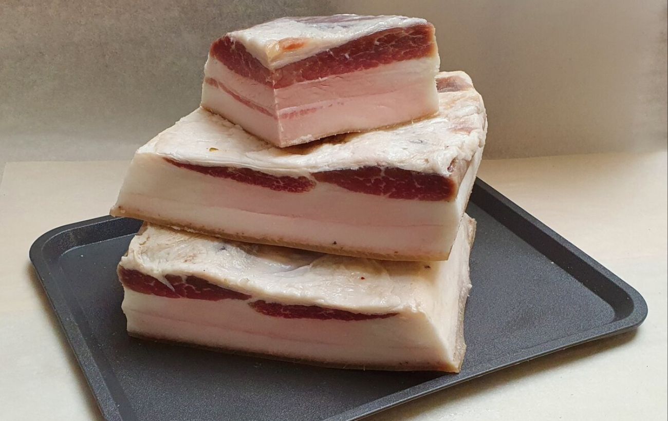 Як приготувати смачне варене сало