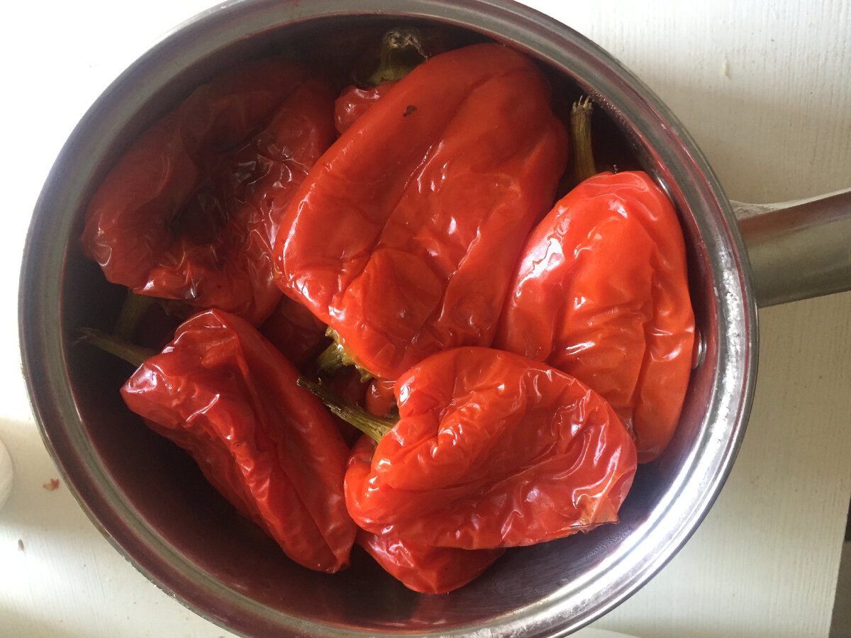 Кулінари розповіли, як приготувати болгарський перець на зиму за угорським рецептом