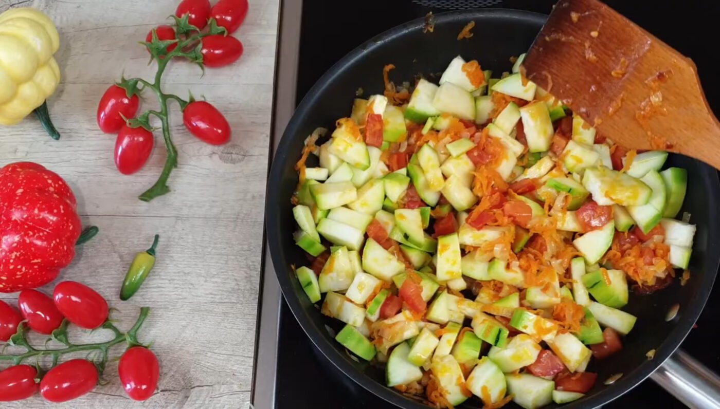 Смачний рецепт рису із кабачками
