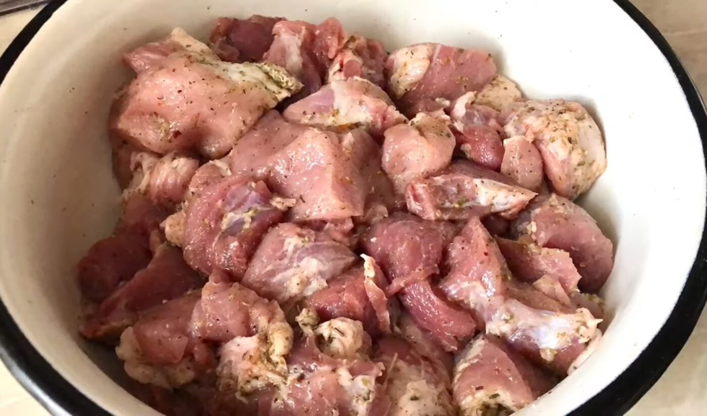 Як по-новому приготувати смачно м'ясо