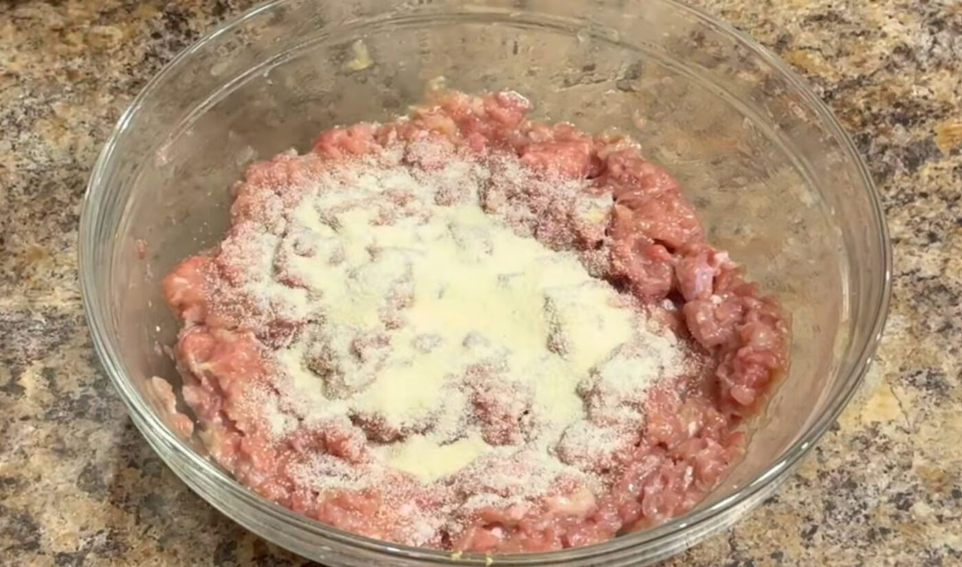 Що додати до котлет, аби вони не вбирали зайву олію Що додати до котлет, аби вони не вбирали зайву олію