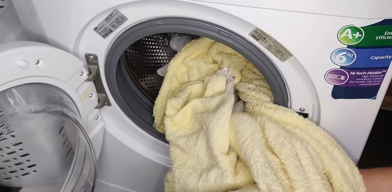 Як прати білі рушники