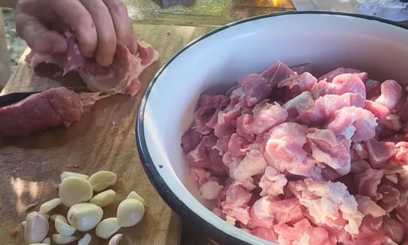 Рецепт смачної домашньої ковбаси