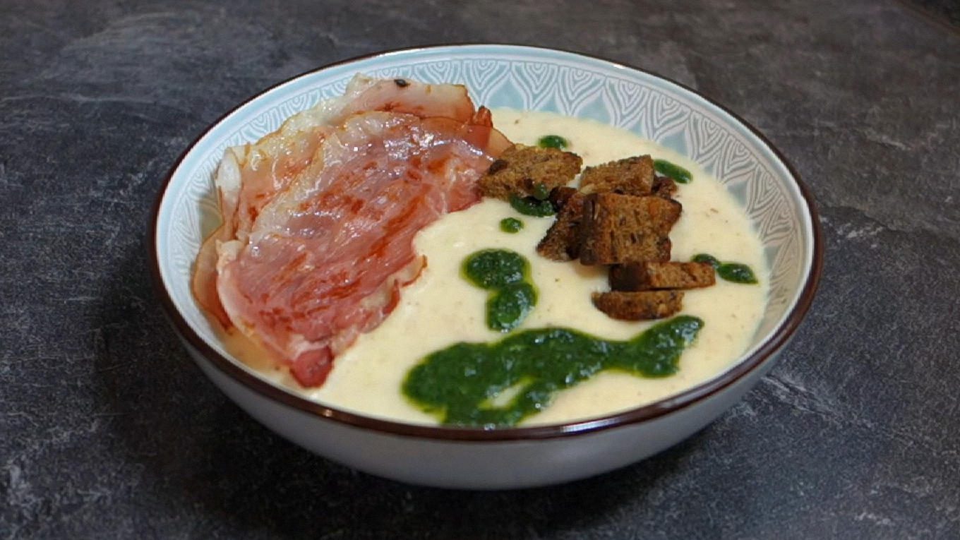 З пастернаку виходять смачні крем-супи, а також він чудово підходить до борщів