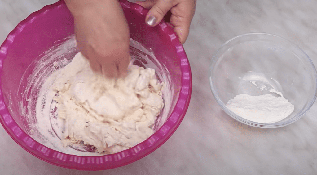 Як спекти смачний домашній хліб