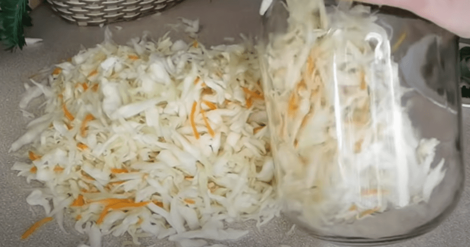 Як правильно квасити капусту