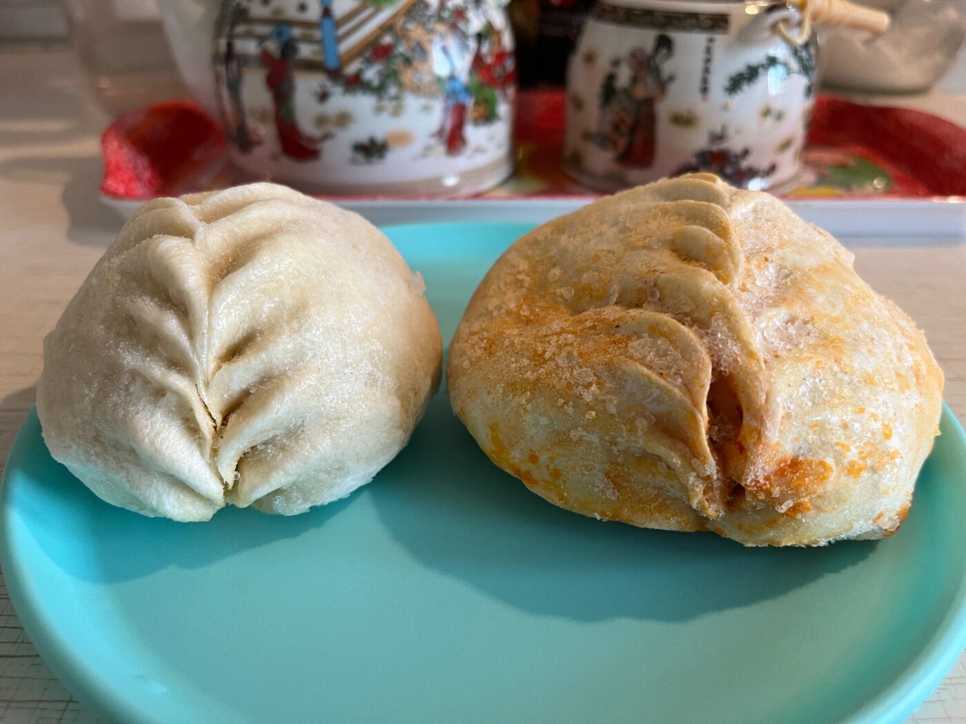 Кулінари розповіли, як правильно готувати оригінальні китайські пиріжки зі смачною начинкою