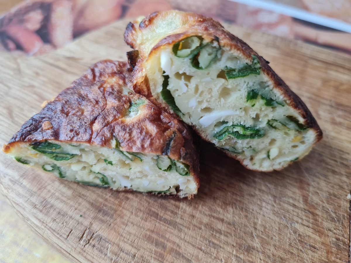 Кулінари розповіли, як приготувати смачні ліниві пиріжки в домашніх умовах – рецепт нашвидкуруч