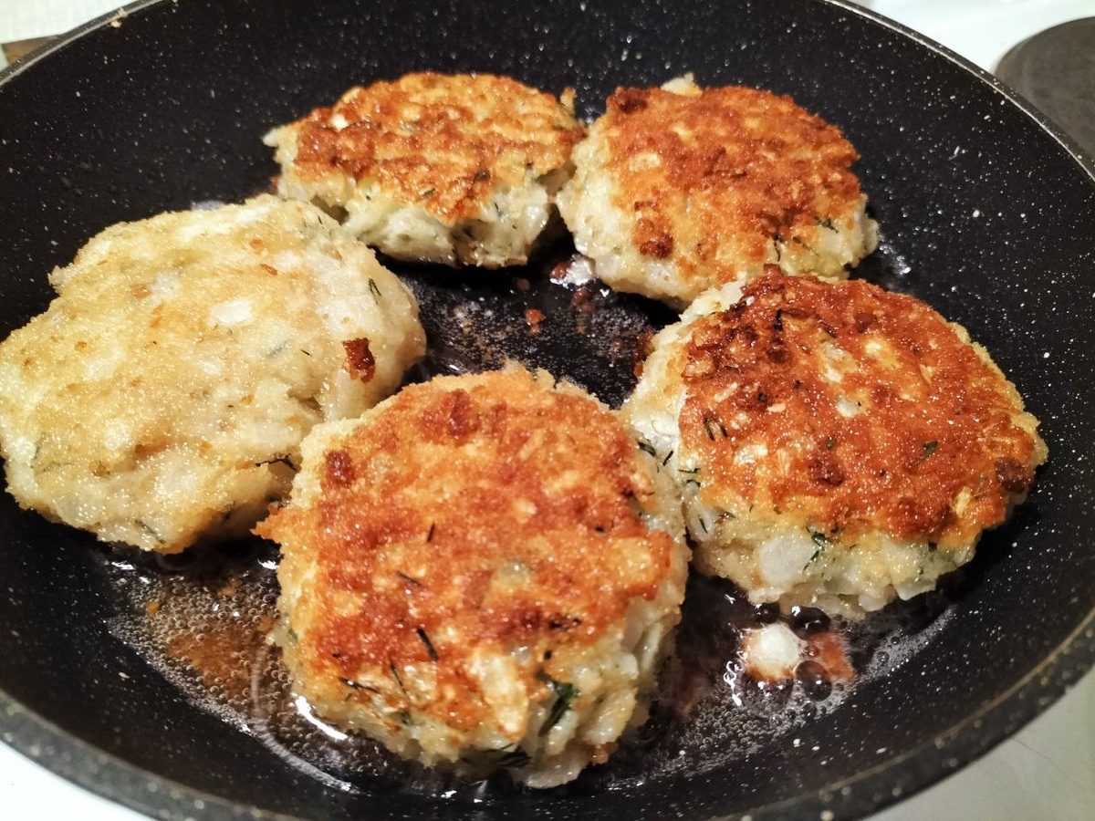 Господині розповіли, як приготувати смачні овочеві котлети нашвидкуруч без м'яса у фарші