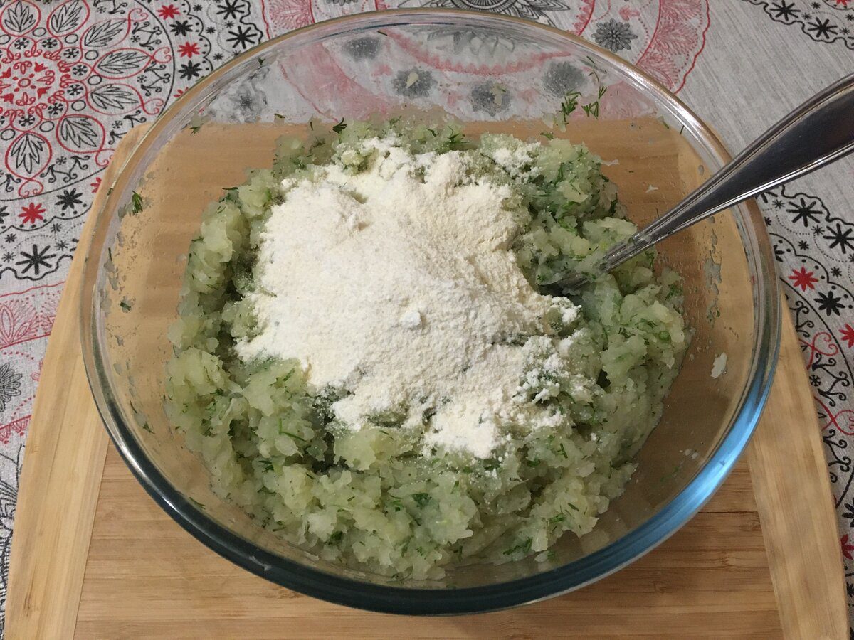 Господині розповіли, як приготувати смачні овочеві котлети нашвидкуруч без м'яса у фарші