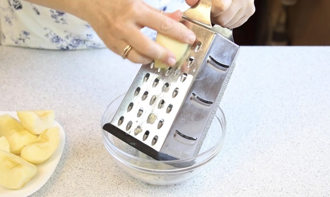 Рецепт соковитого шоколадно-яблучного пирога Рецепт соковитого шоколадно-яблучного пирога