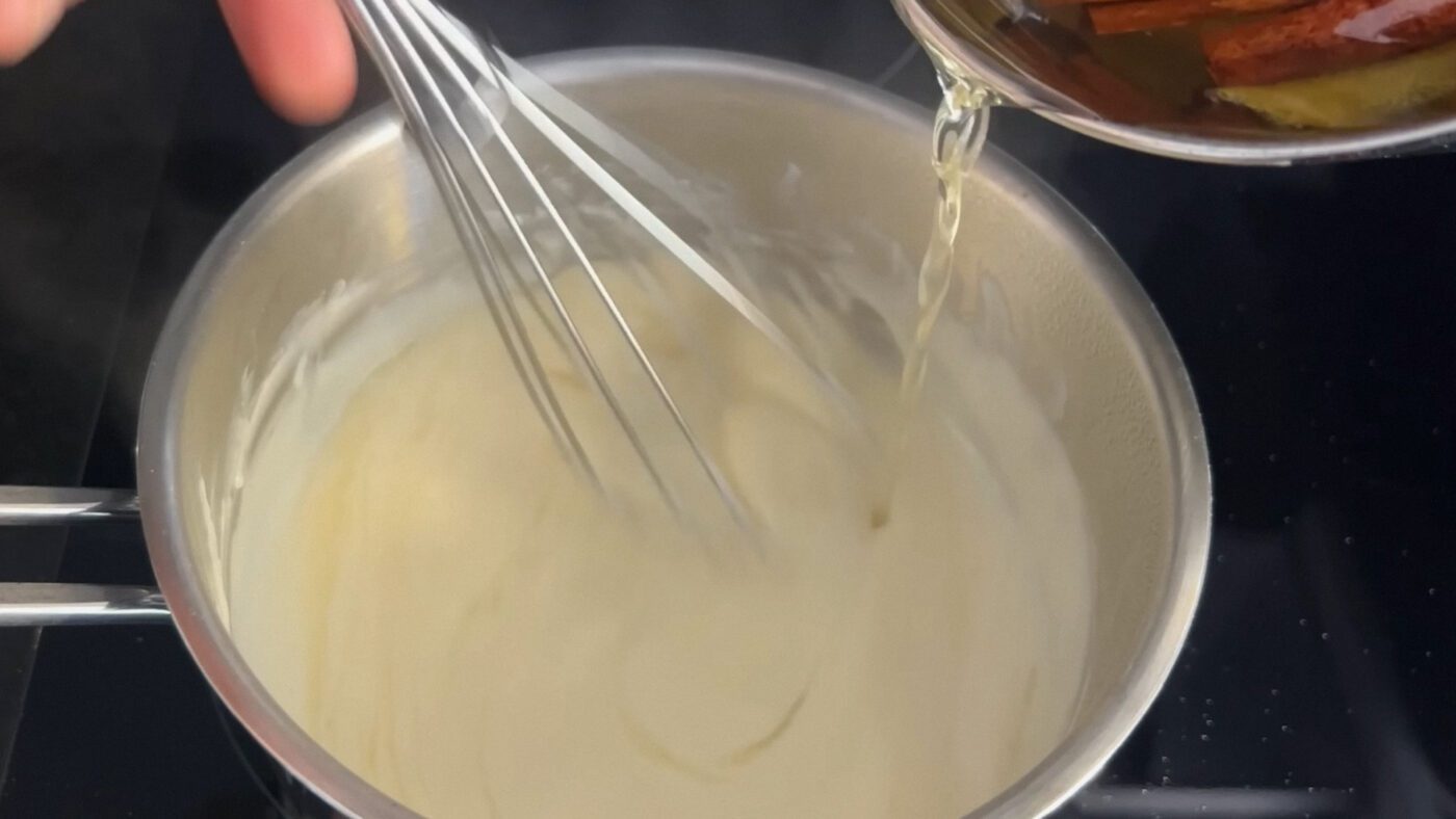 Кондитери показали, як готувати знаменитий португальський десерт паштел-де-ната